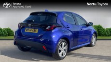 Toyota Yaris 1.5 Hybrid Icon 5dr CVT Hybrid Hatchback